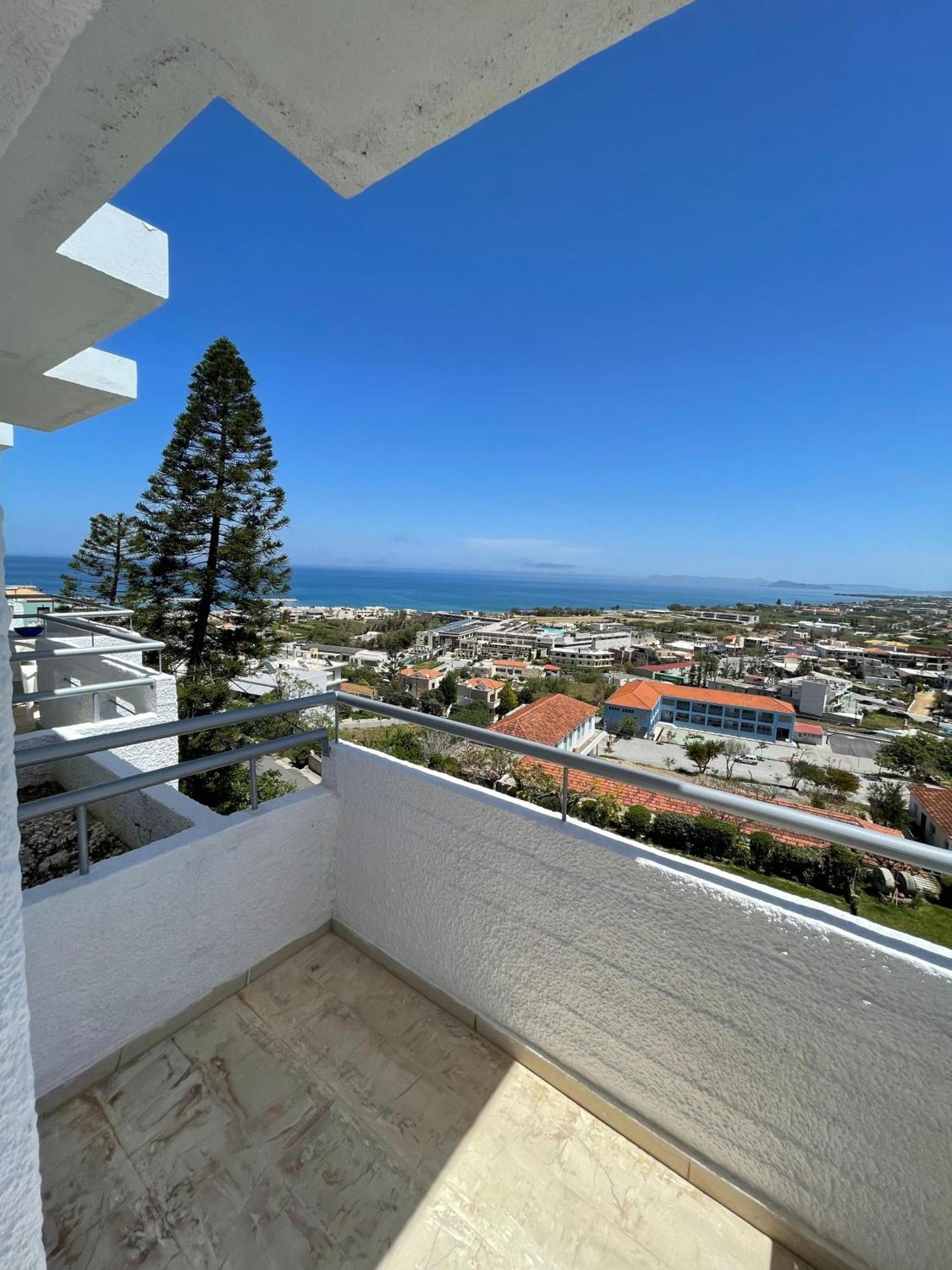 Aeolos Apartments Kolymbari Exterior photo